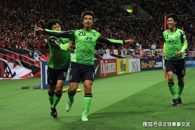 朗斯计划租借本菲卡前锋伊万诺维奇，合同包含买断条款